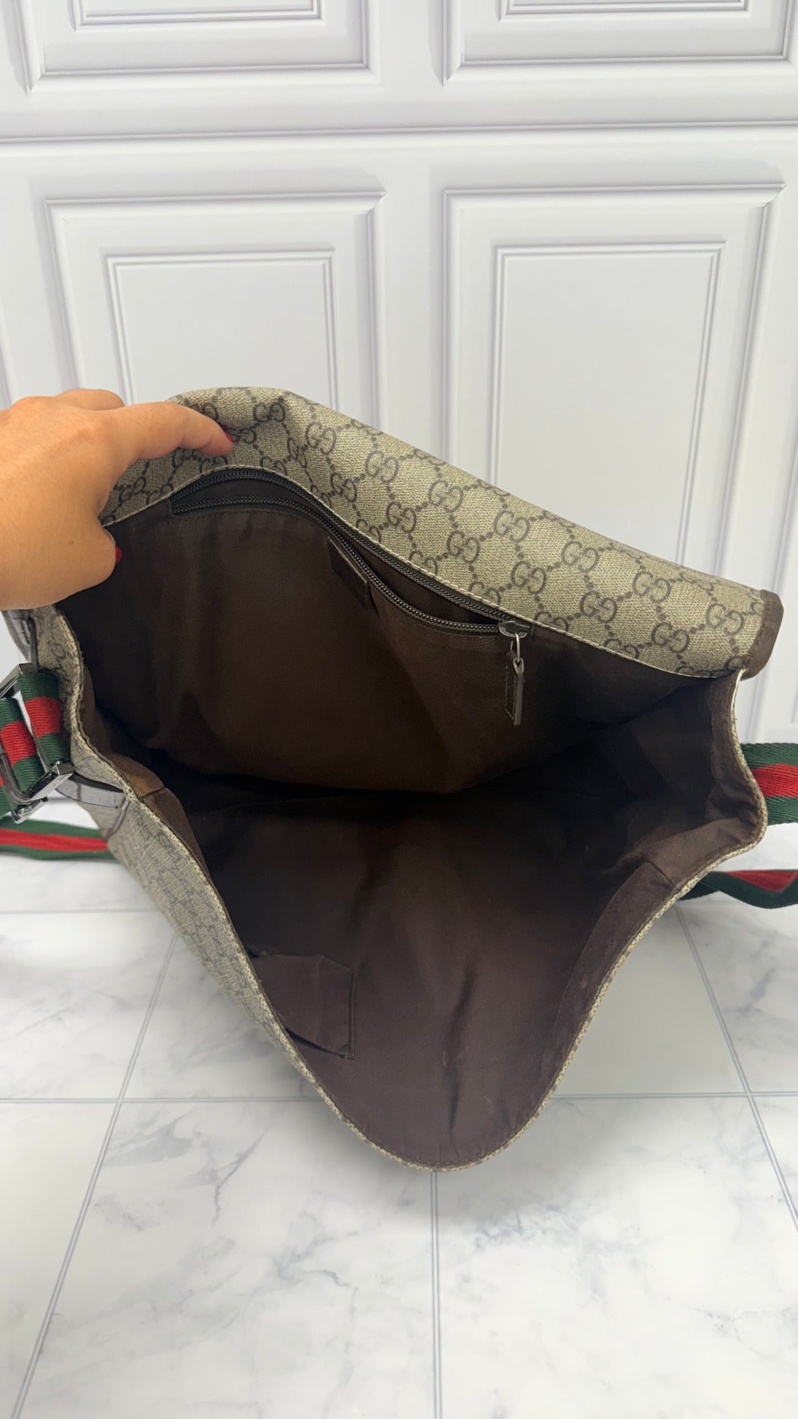 Gucci GG Supreme Messenger Bag 