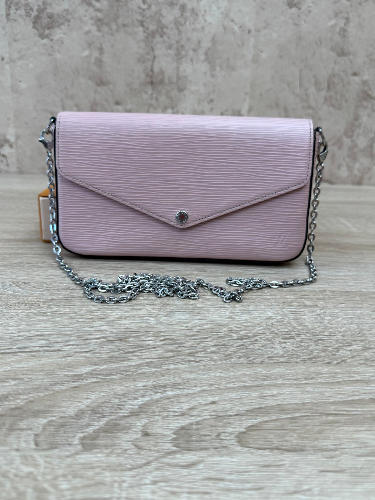 Louis Vuitton Rose Pink Epi Leather Felicie Pochette 