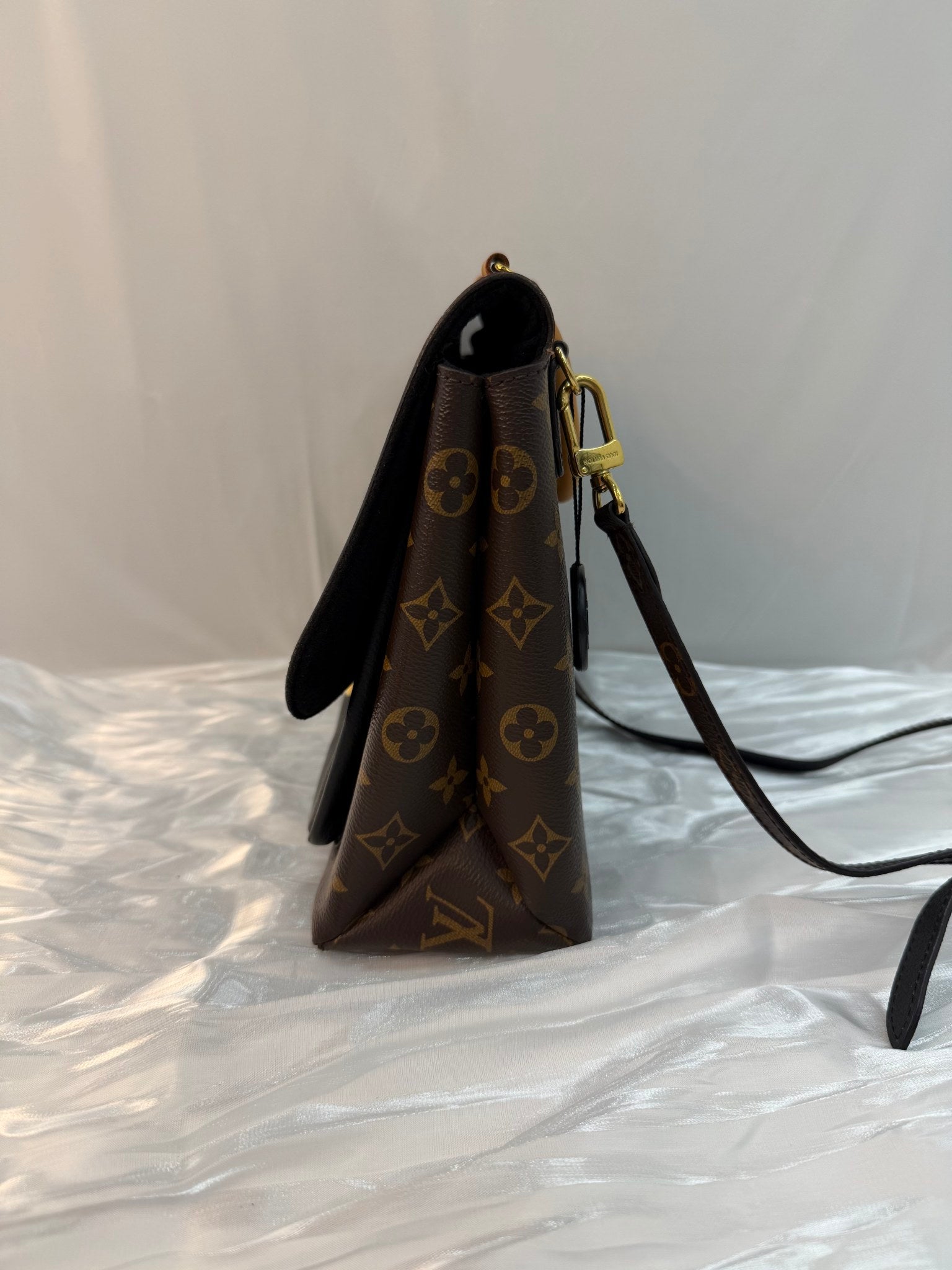 Louis Vuitton Monogram Marigan Two Way Bag