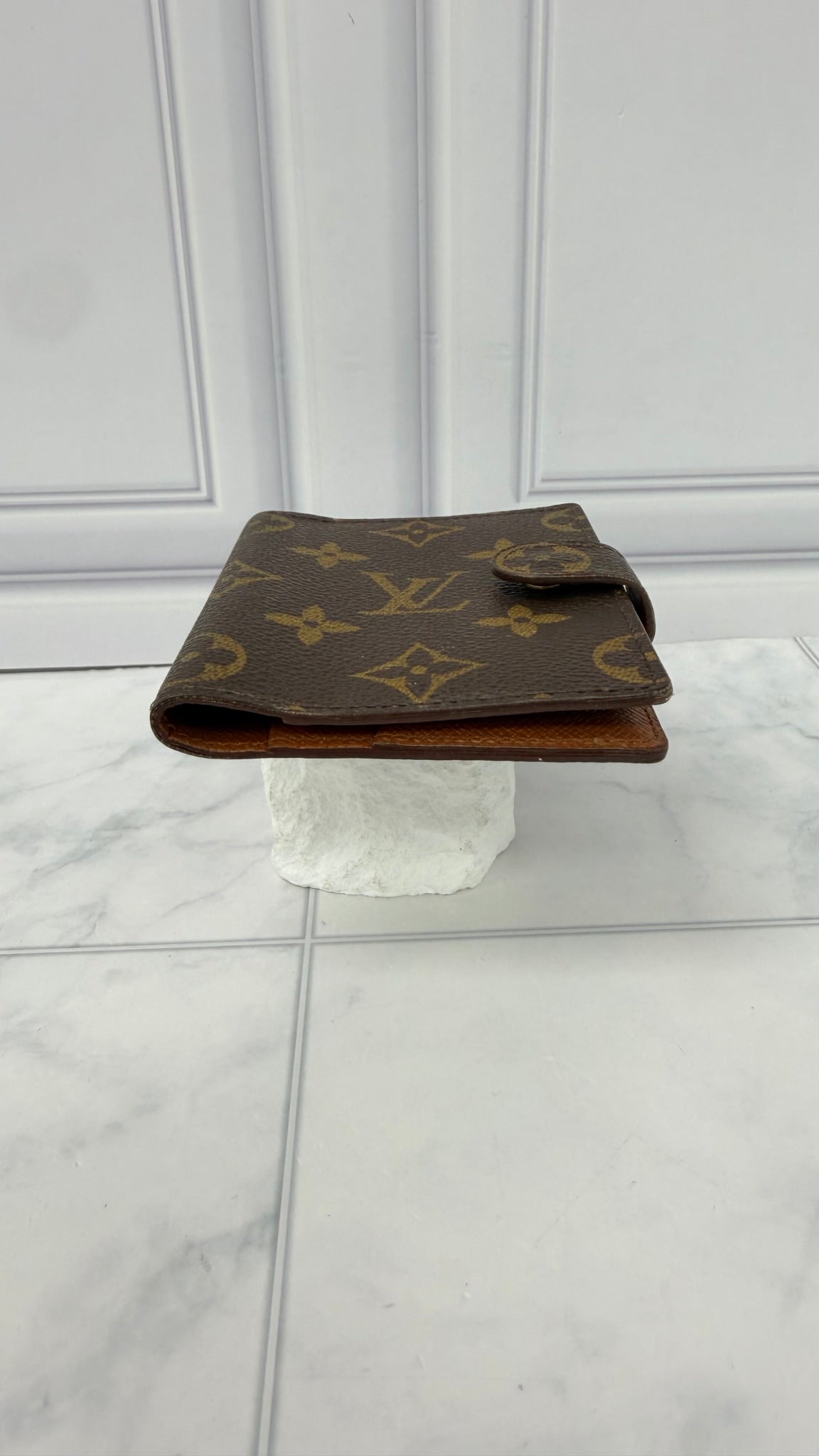 Louis Vuitton Monogram Passport Agenda Cover PM 