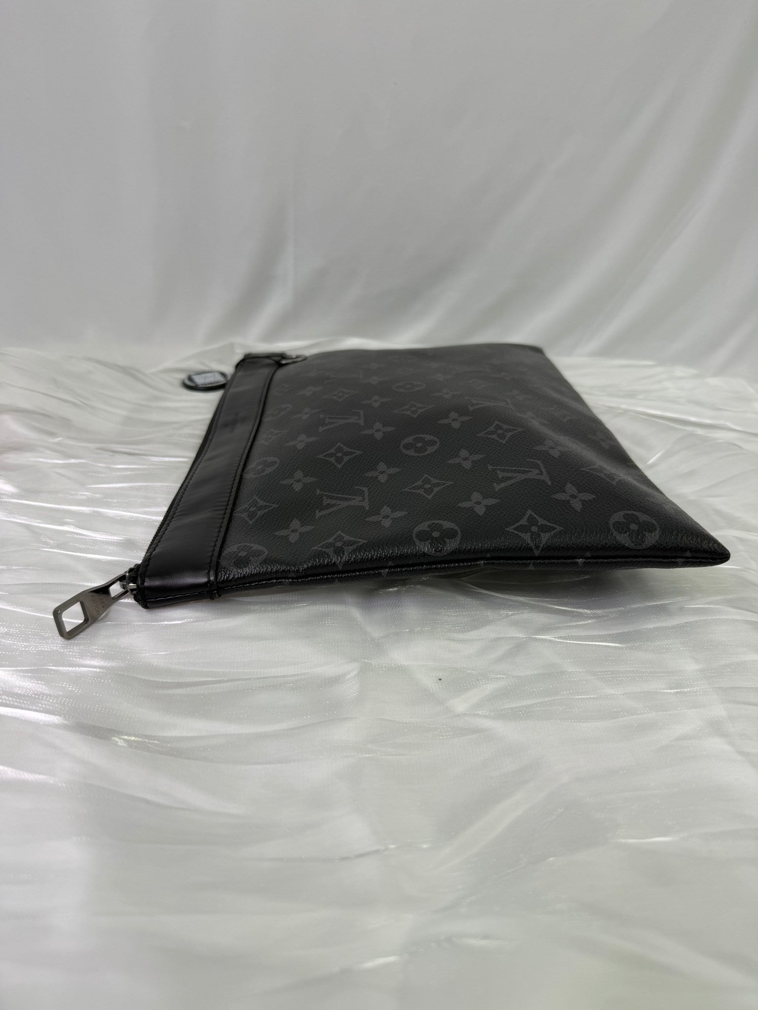 Louis Vuitton Black Monogram Eclipse Discovery Pochette