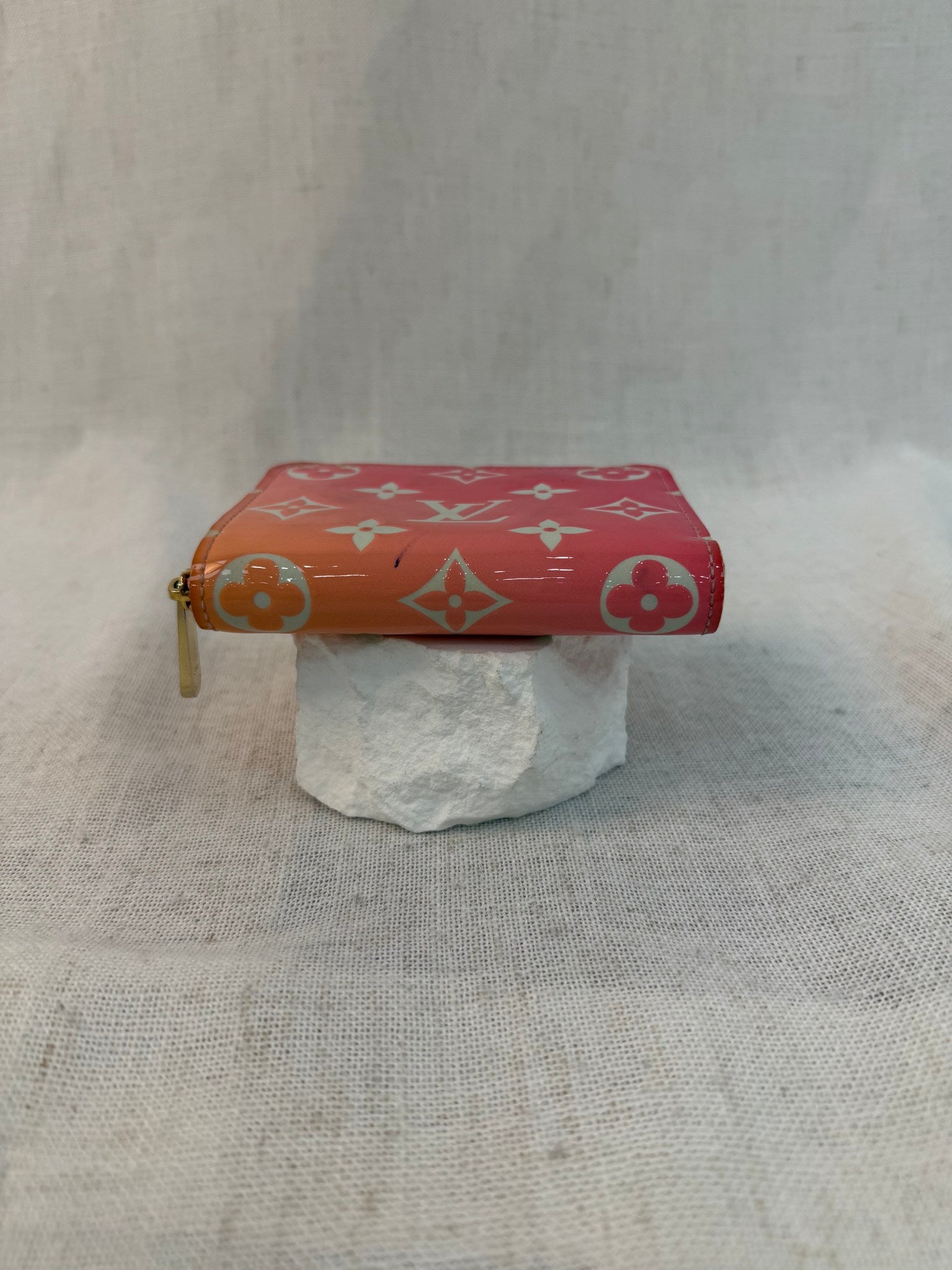 Louis Vuitton Sunset Vernis Leather Compact Zippy Wallet