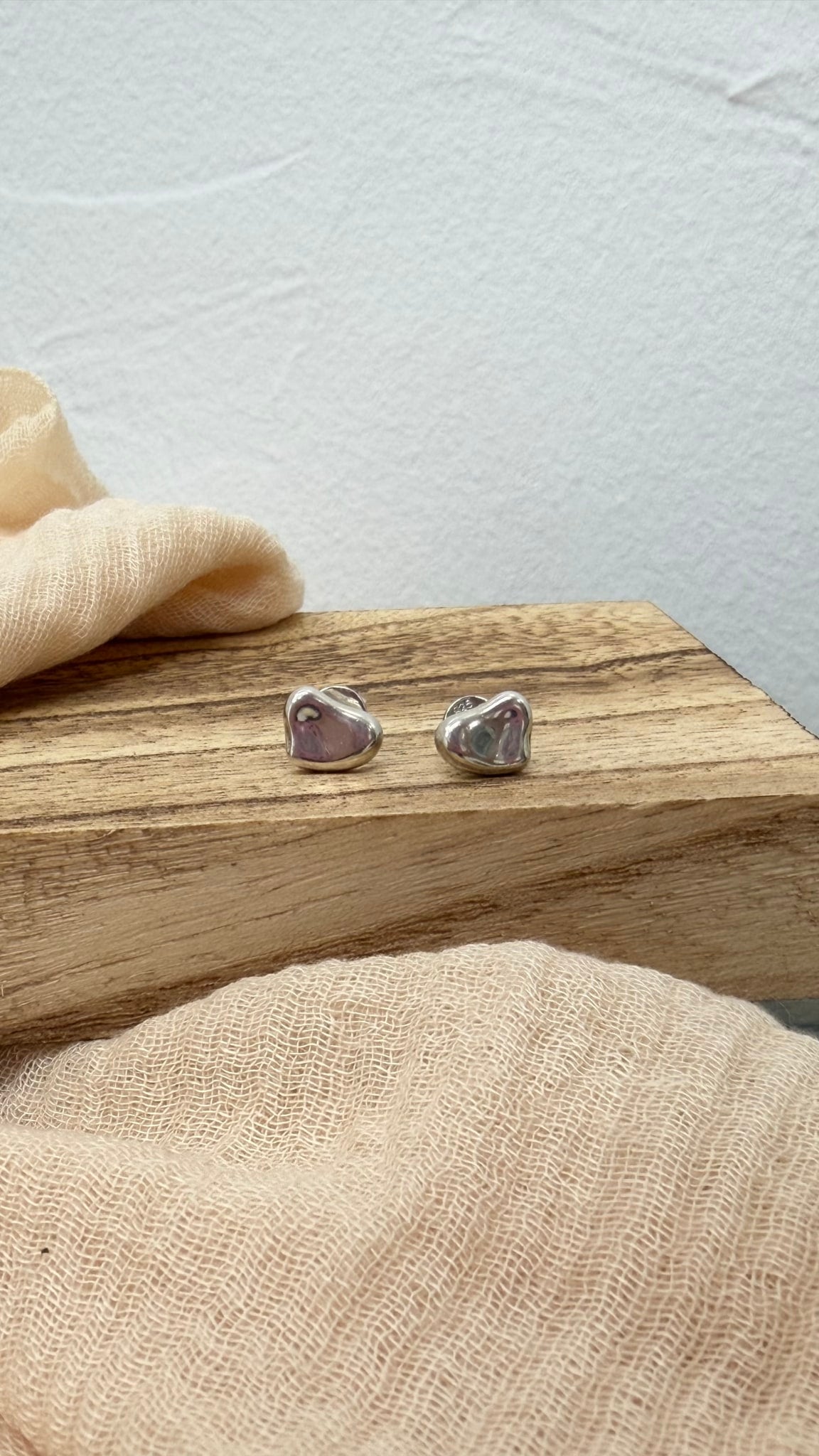 Tiffany & Co. x Elsa Peretti Sterling Silver Full Heart Stud Earrings
