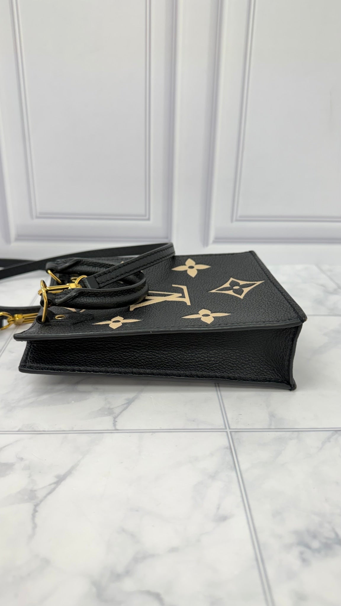 LIKE NEW - Louis Vuitton Black Empreinte Leather Petite Sac Plat Handbag 