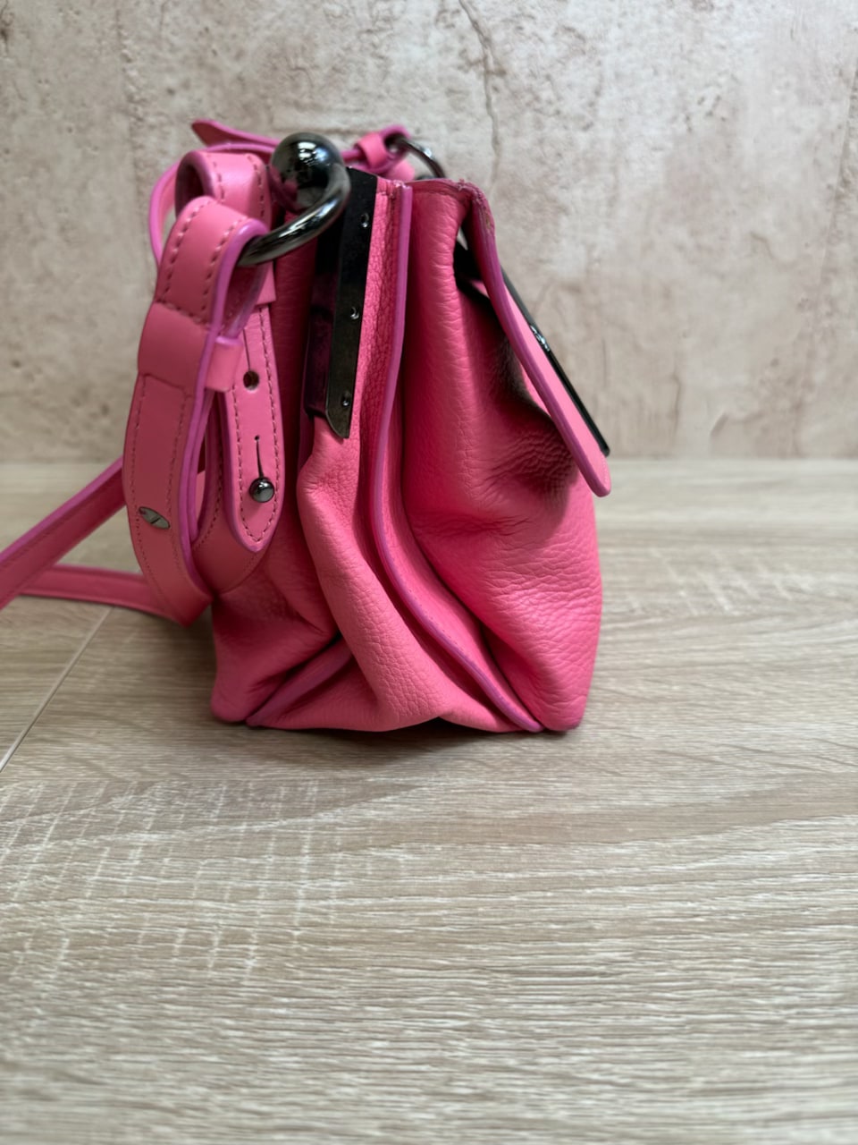 https://res.cloudinary.com/dyql5hig8/image/upload/v1755880449/jvzjvpdgjqkosslk4lpu.jpg