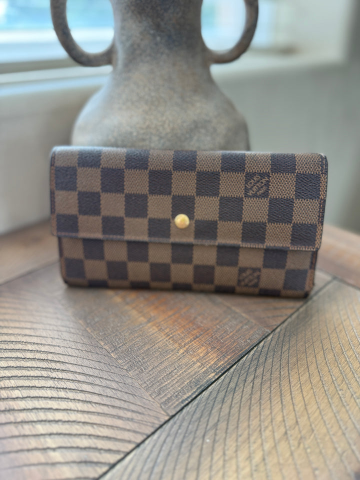 Louis Vuitton Damier Ebene International Wallet 