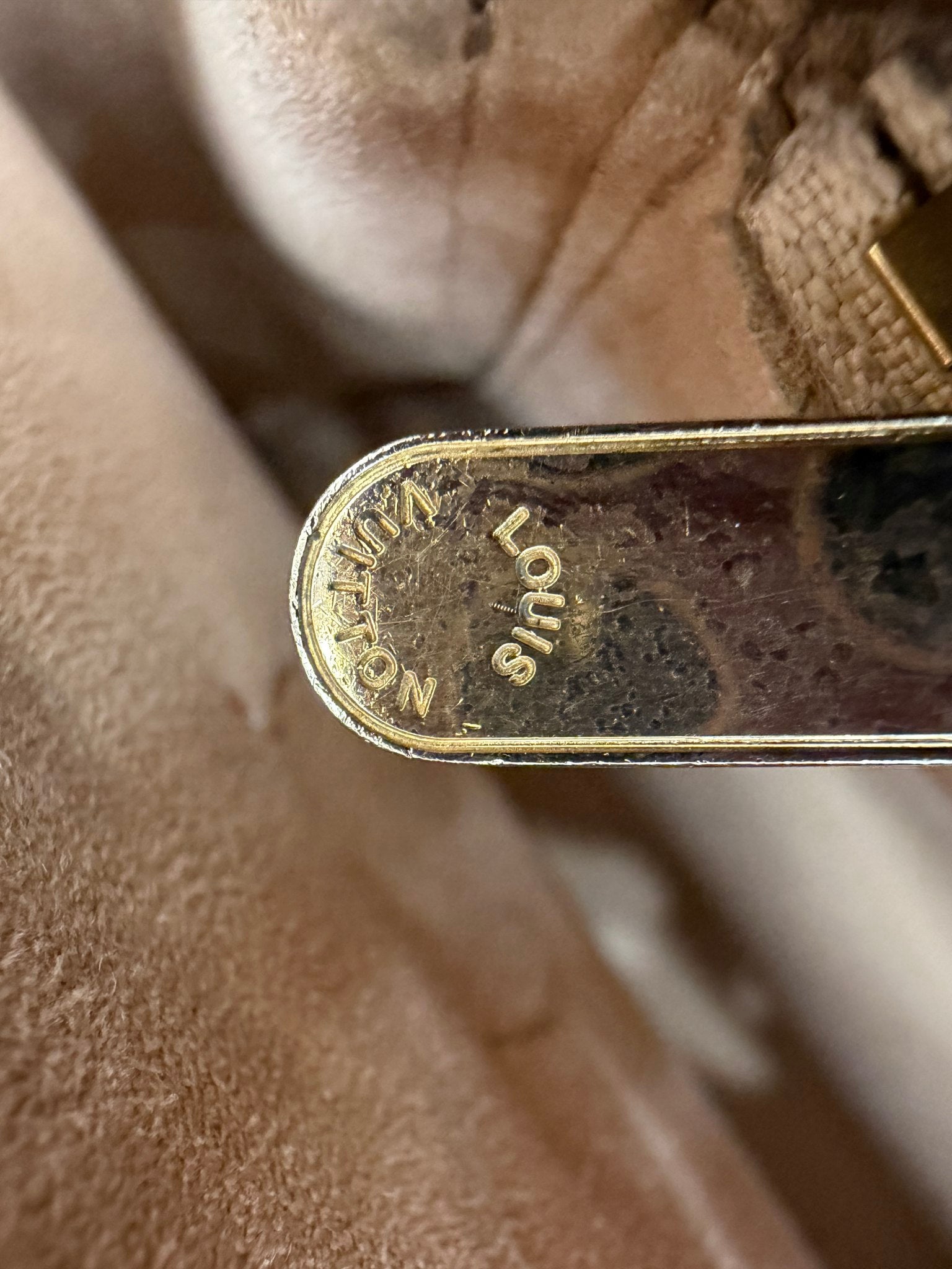 https://res.cloudinary.com/dyql5hig8/image/upload/v1759336871/k192jkwwnvo7yuwofe7c.jpg