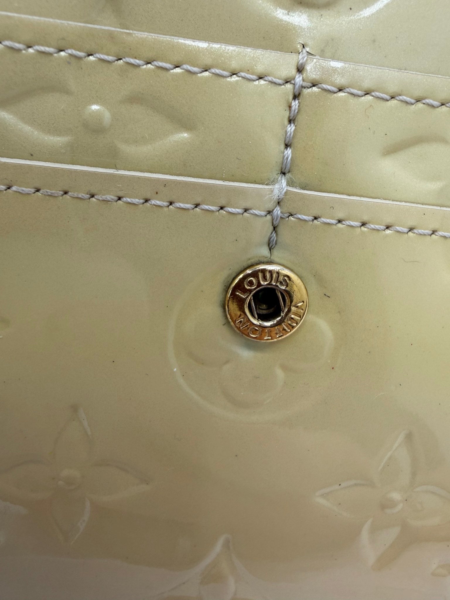 Louis Vuitton Yellow Vernis Sarah Wallet