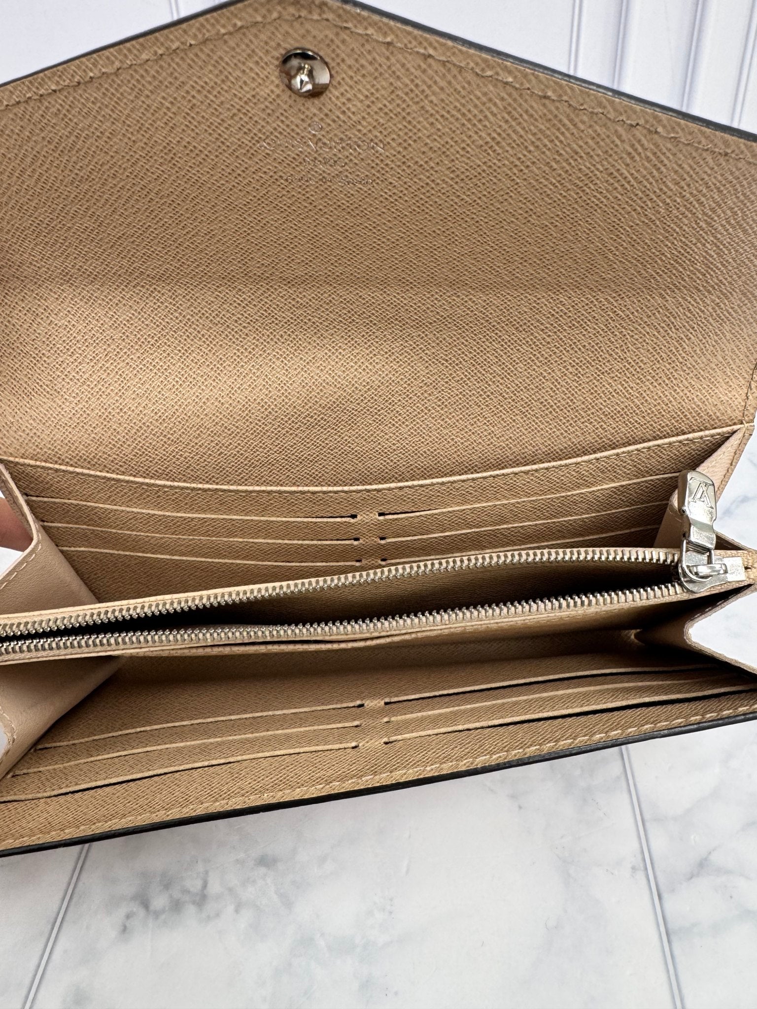 Louis Vuitton Beige Epi Leather Sarah Wallet