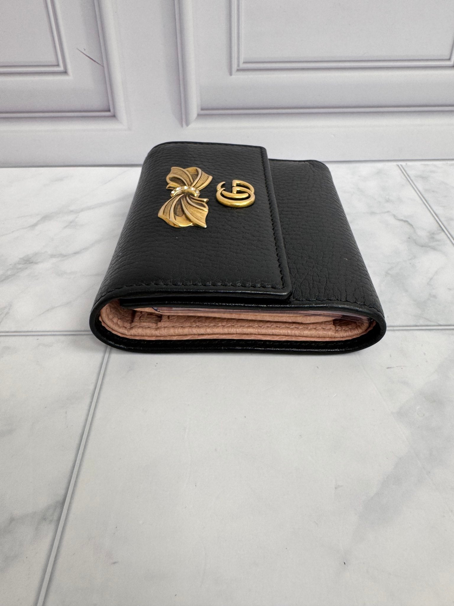 Gucci Black Grained Leather GG Marmont Bow Compact Wallet