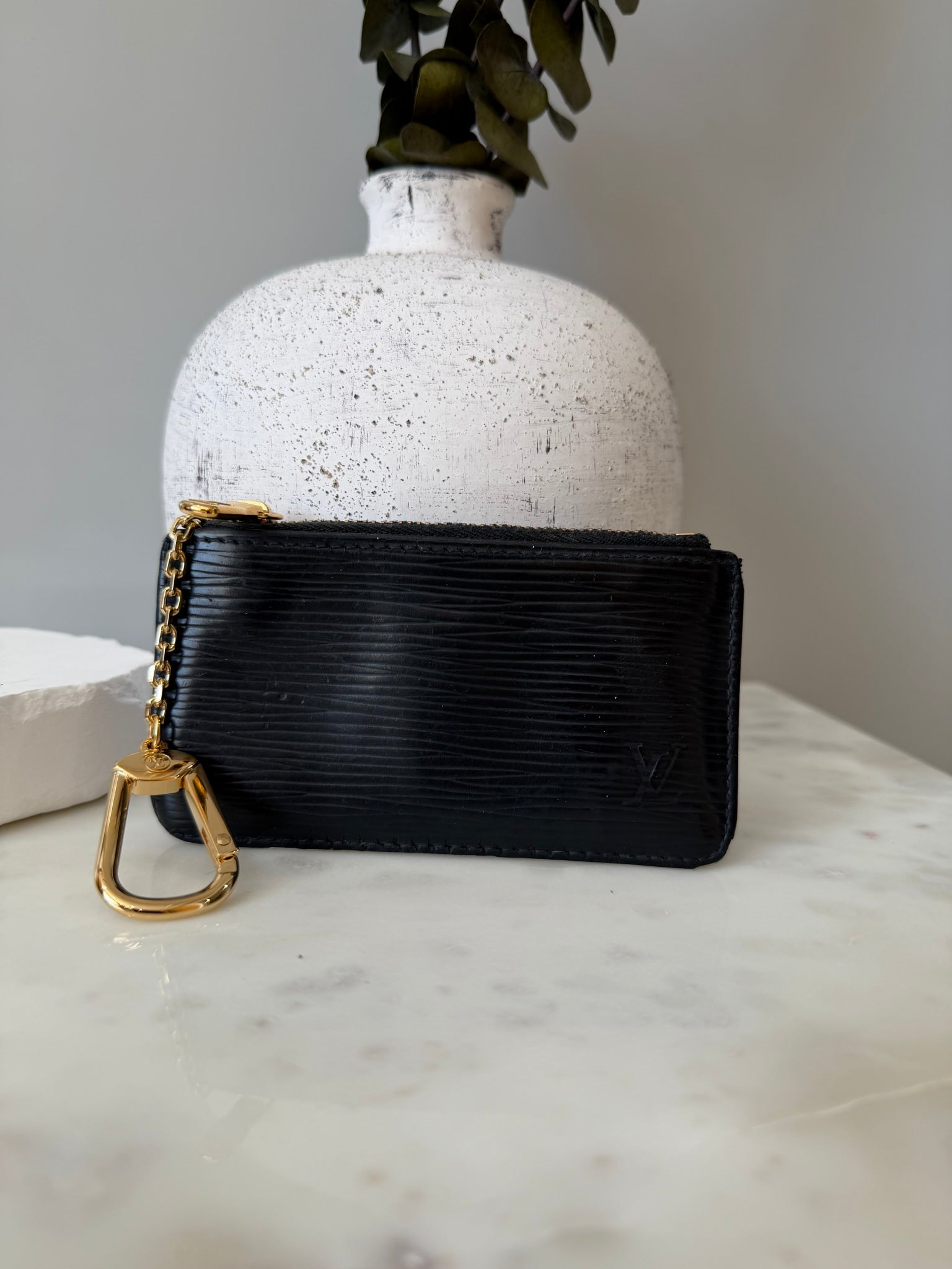 Louis Vuitton Black Epi Leather Key Cles