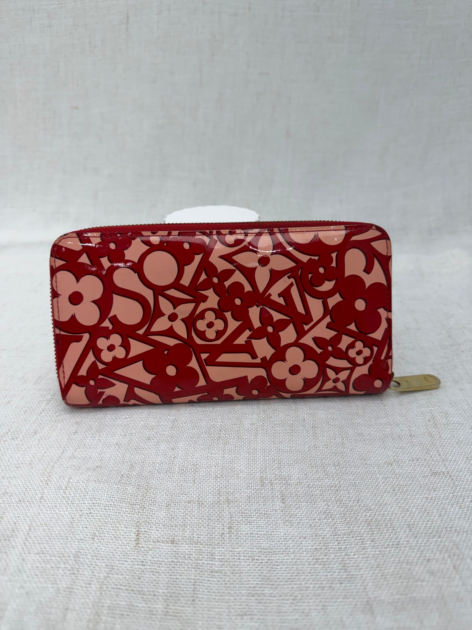 Louis Vuitton Sweet Monogram Patent Leather Zippy Wallet 