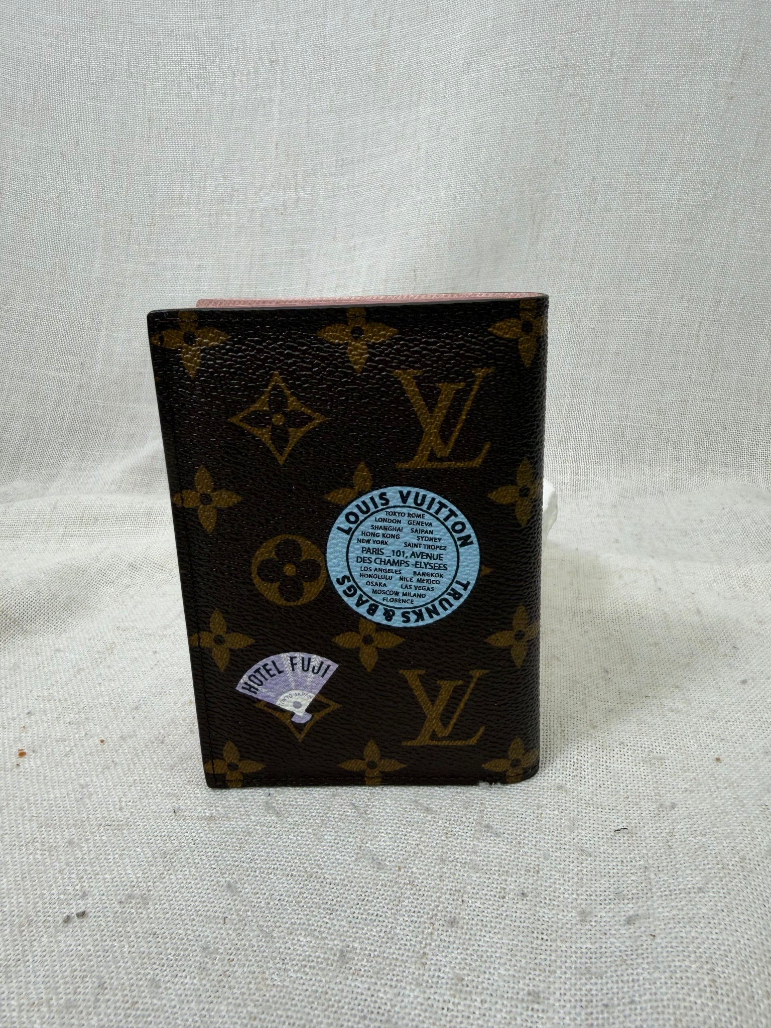 BRAND NEW - Louis Vuitton Monogram  My World Tour Passport Cover 