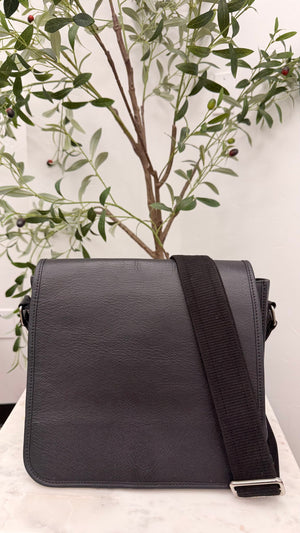 Louis Vuitton Black Taiga Leather Crossbody Bag