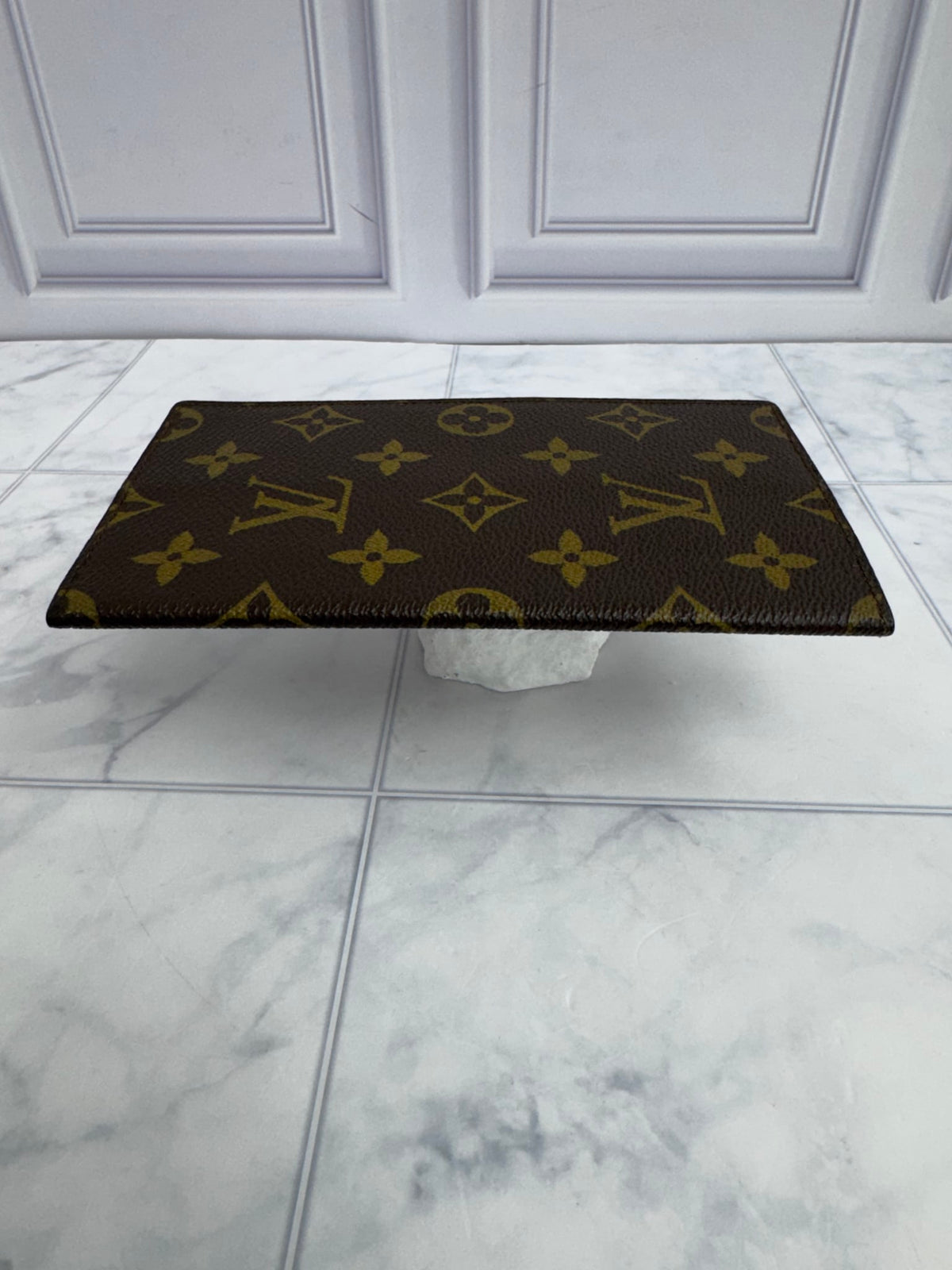 Louis Vuitton Monogram Checkbook Cover
