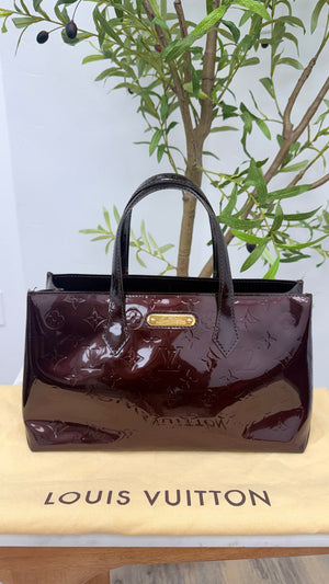 Louis Vuitton Amarante Vernis Leather Wilshire PM Handbag