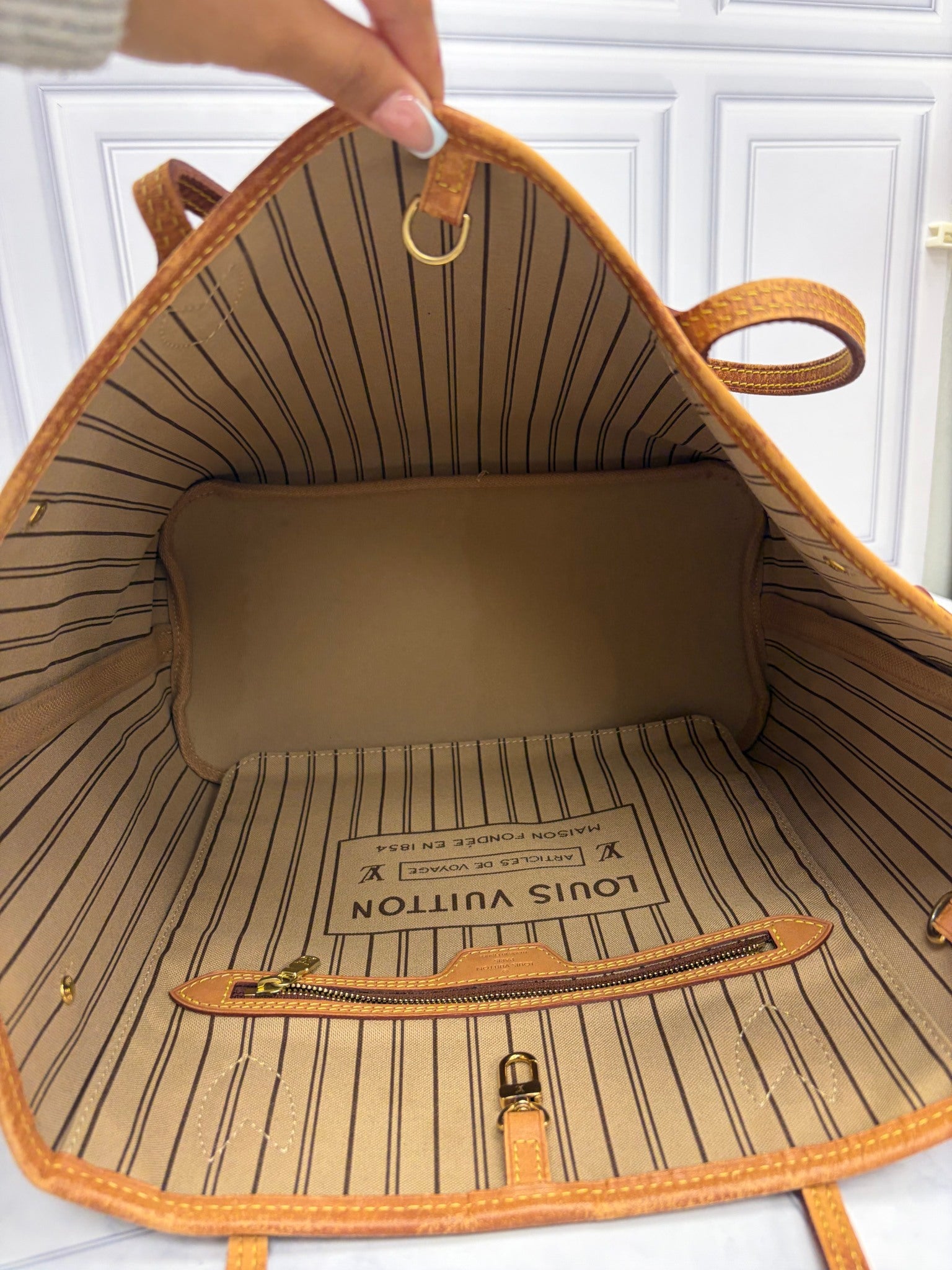 Louis Vuitton Monogram Patches Neverfull Bag