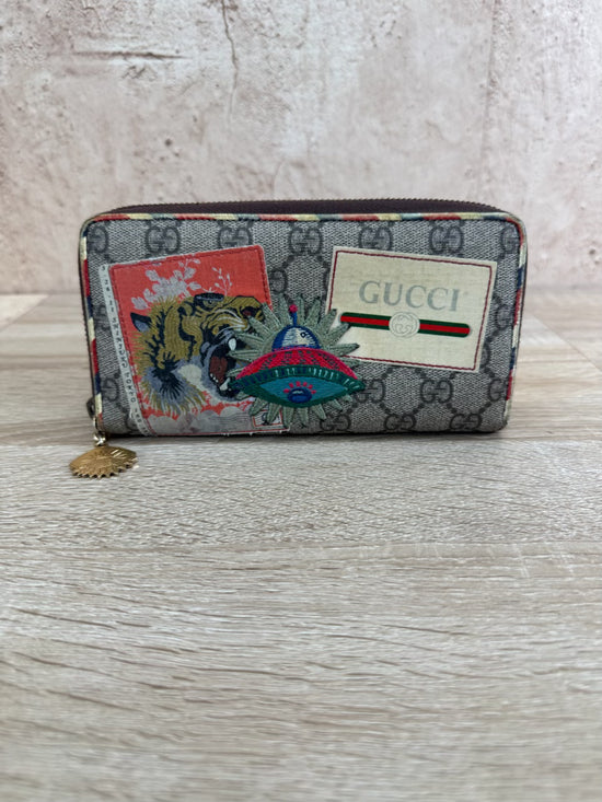Gucci GG Supreme Courrier Embroidered UFO Zippy Long Wallet 