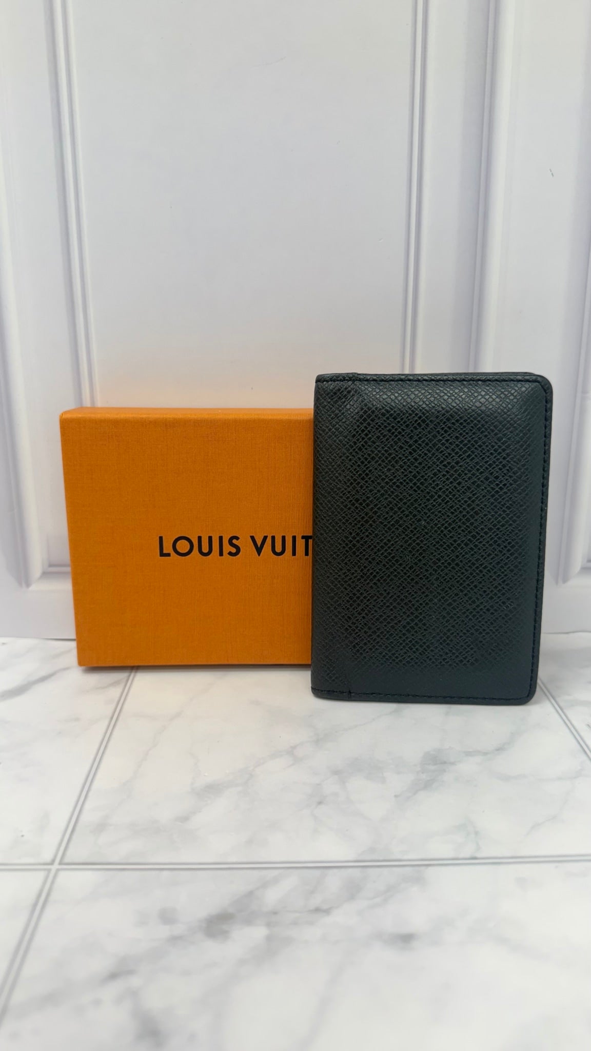 Louis Vuitton Black Taiga Leather Pocket Organizer 