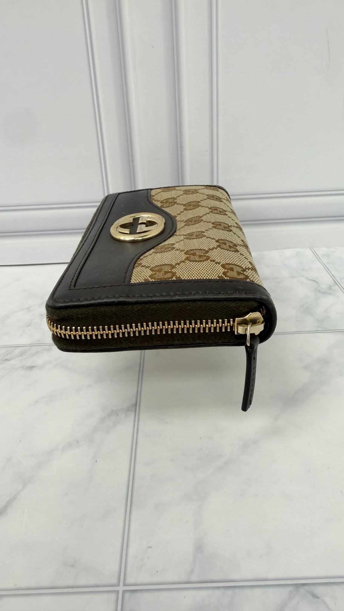Gucci Brown GG Canvas Interlocking G Zippy Wallet 