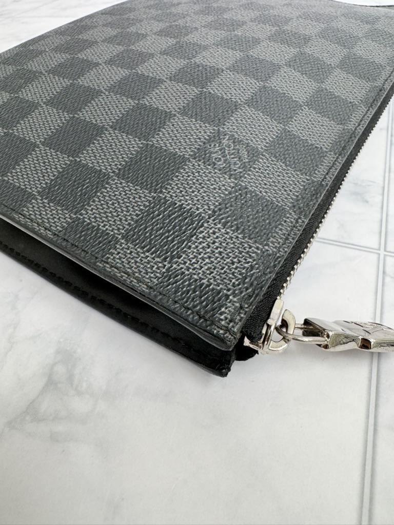 Louis Vuitton Damier Graphite Pochette Jour MM