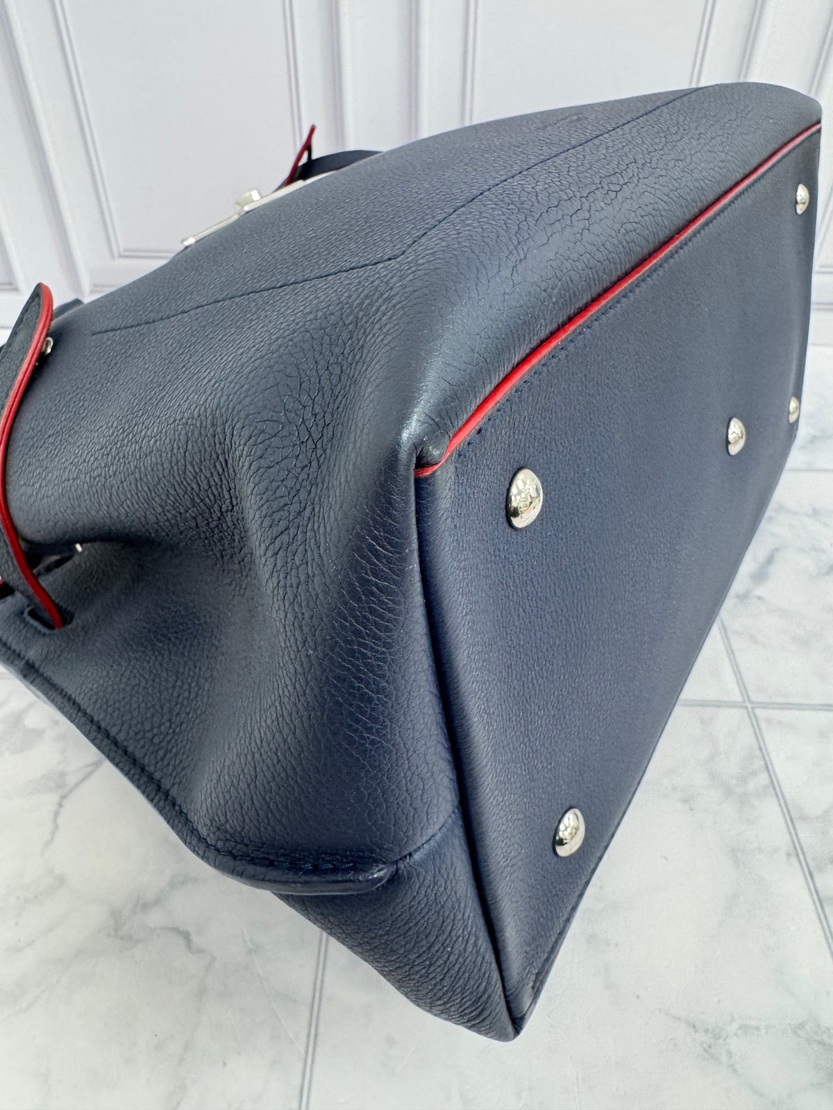 Louis Vuitton Blue Grained Leather Lockme Day Bag