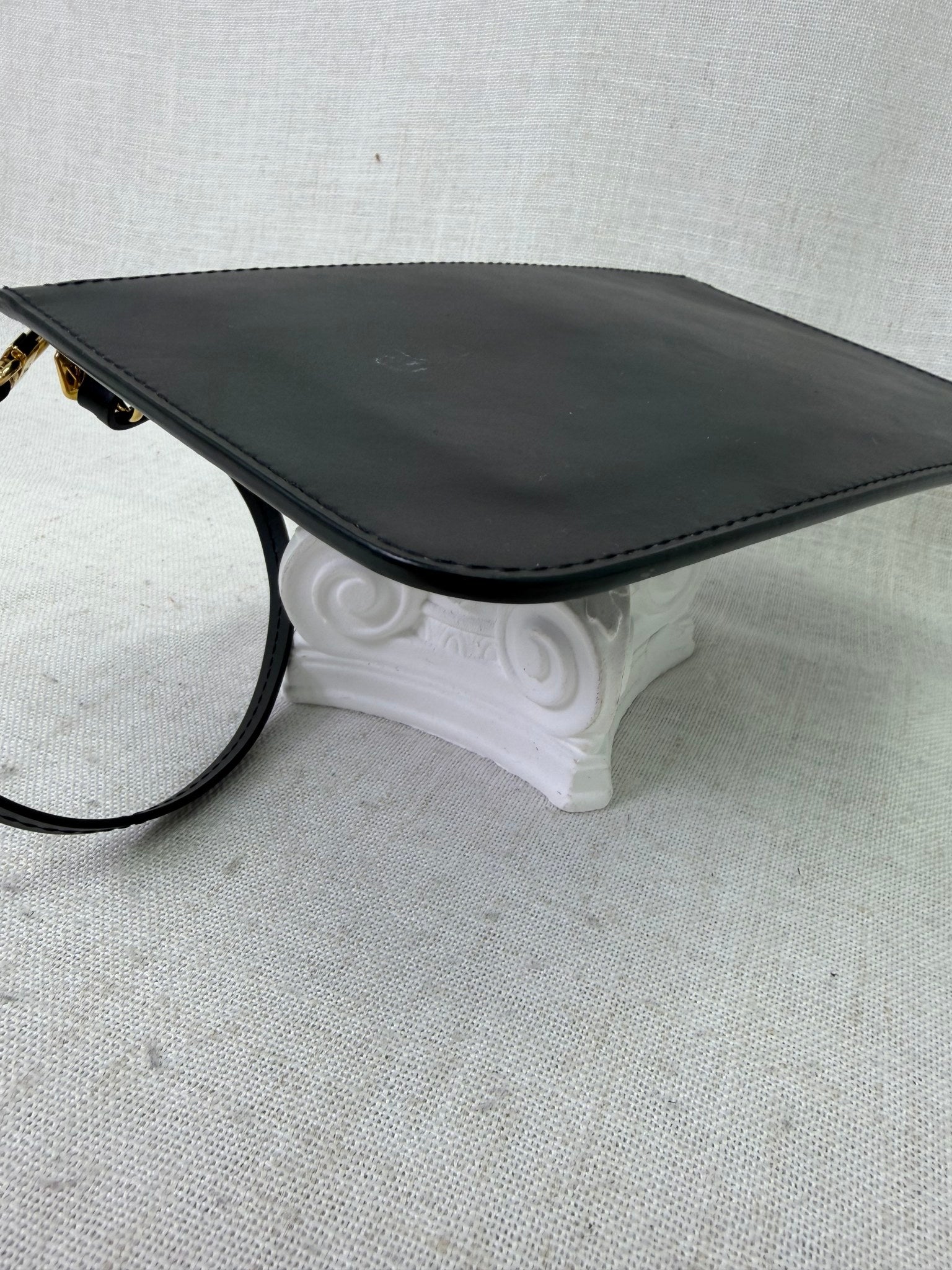 Louis Vuitton Black Leather Neverfull Pouch