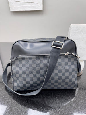 Louis Vuitton Damier Graphite Dayton Reporter Bag MM