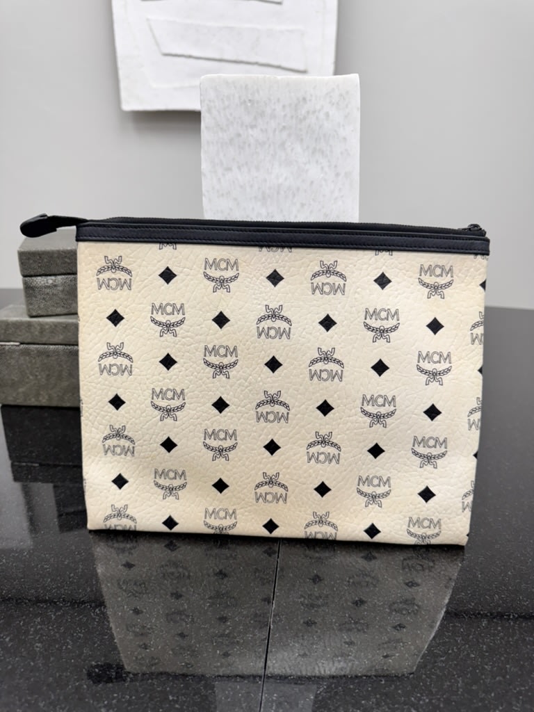 MCM Visetos Creme Lip Print Limited Edition Pouch