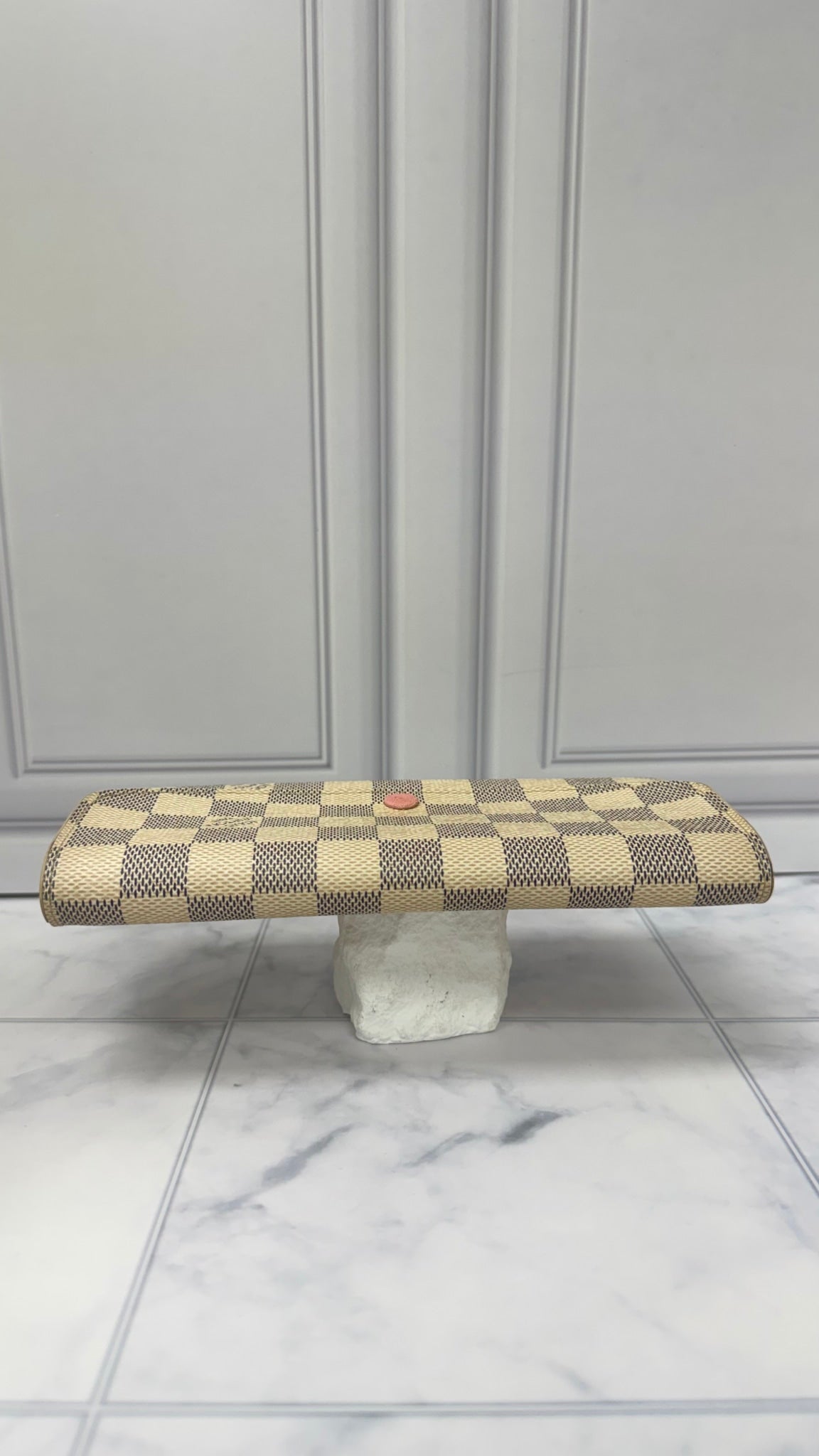 Louis Vuitton Damier Pink Azur Sarah Wallet 