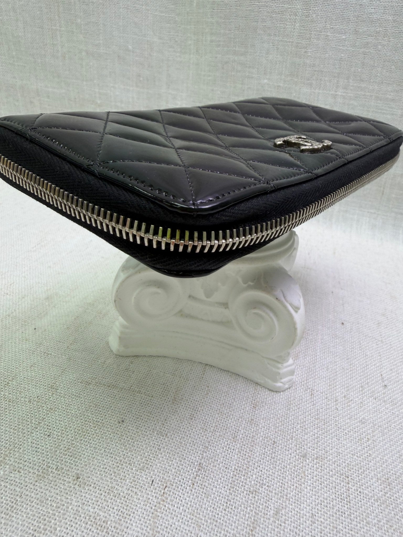 Chanel Black Quilted Patent Leather Zippy Wallet