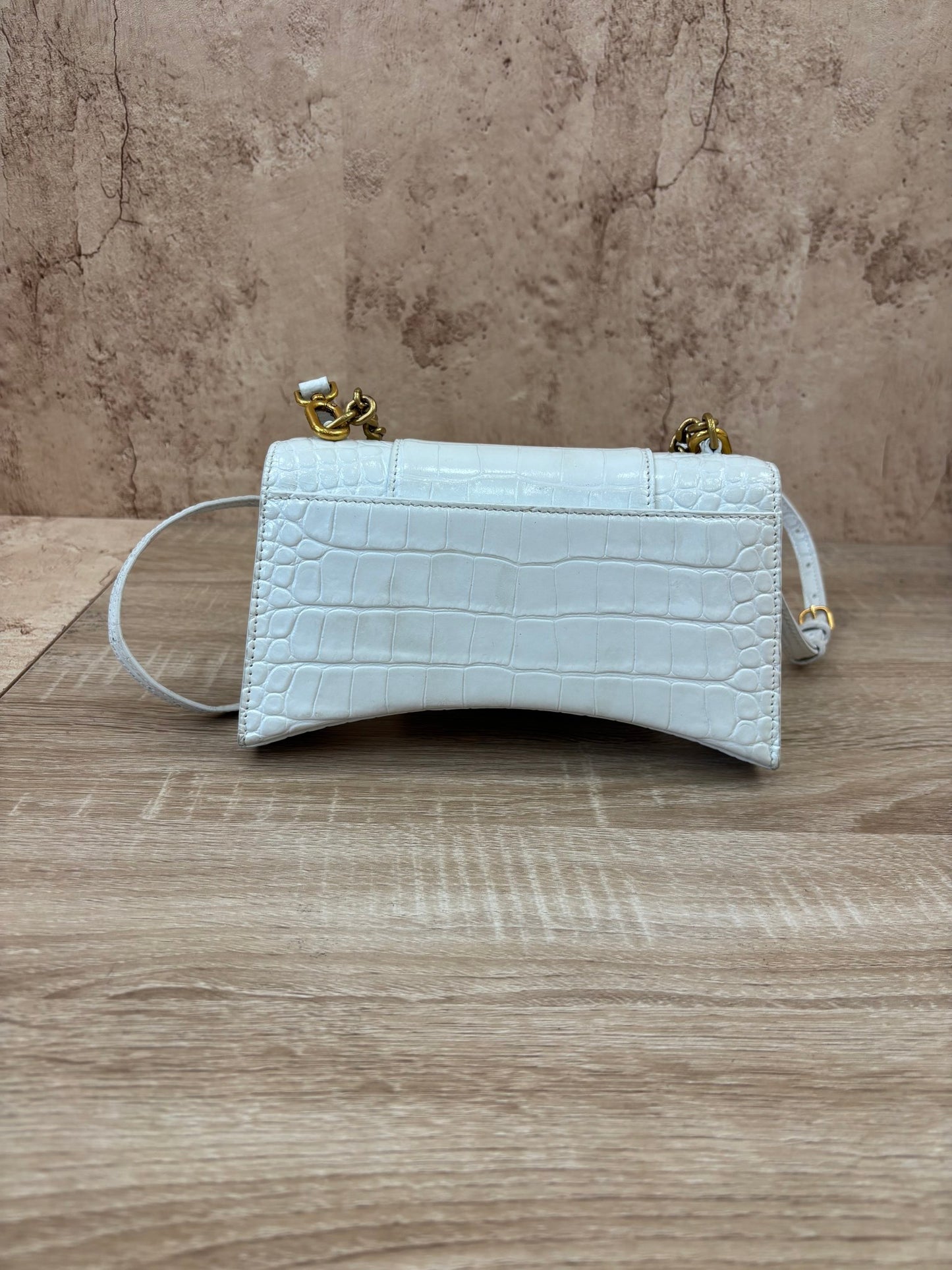 https://res.cloudinary.com/dyql5hig8/image/upload/v1757706791/ku3vvtnyes2dp6tzhmcl.jpg
