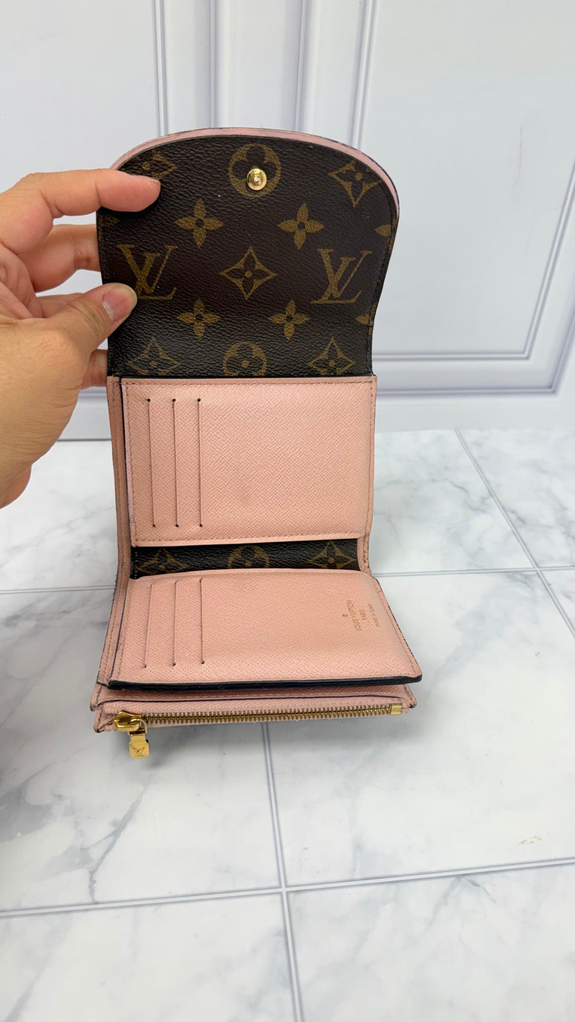 Louis Vuitton Monogram Ariane Trifold Wallet 