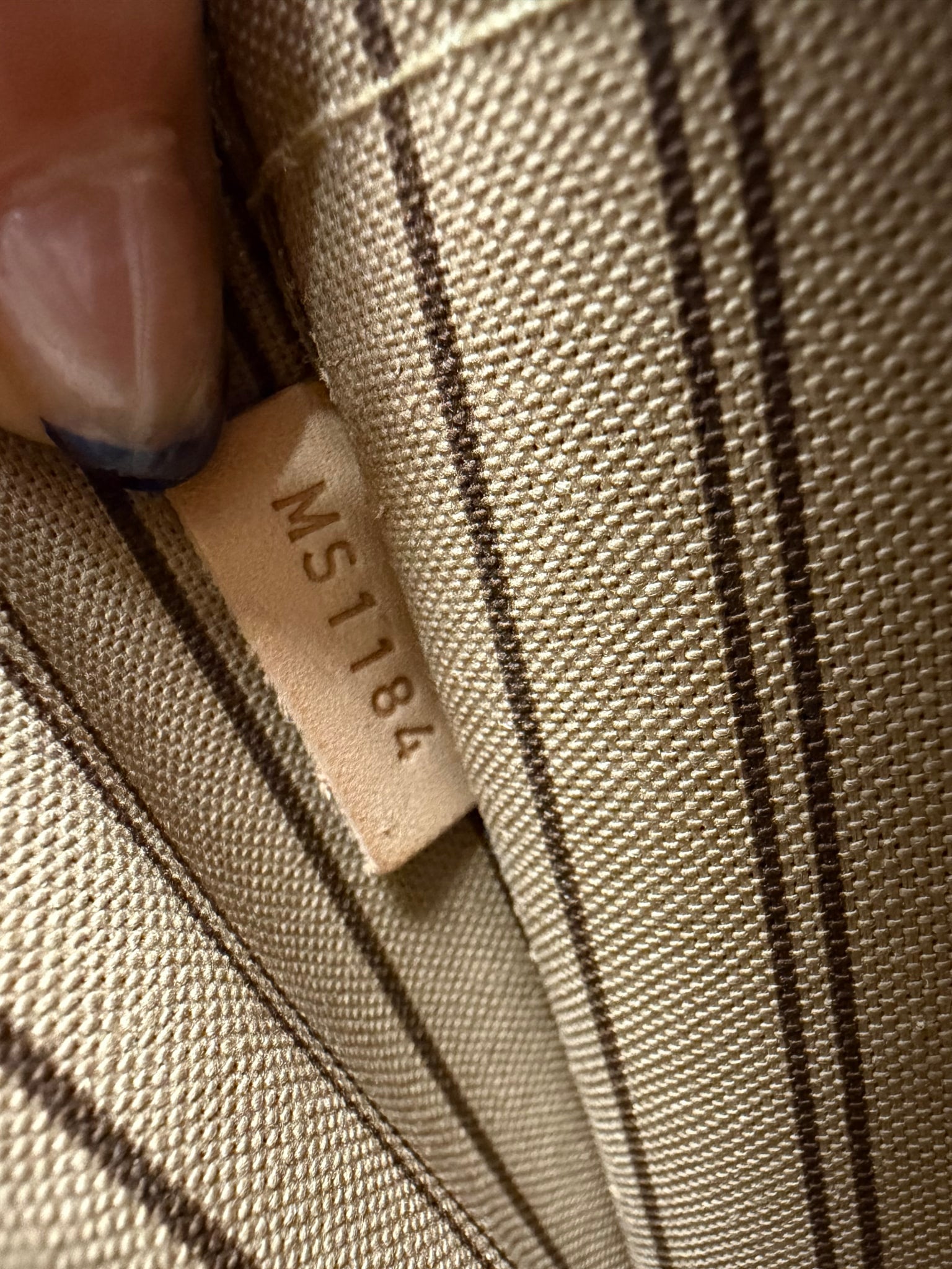 Louis Vuitton Monogram Neverfull Pouch