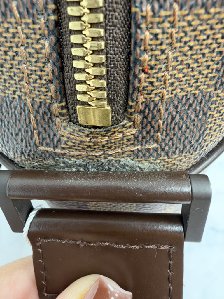 Louis Vuitton Damier Ebene Olav PM