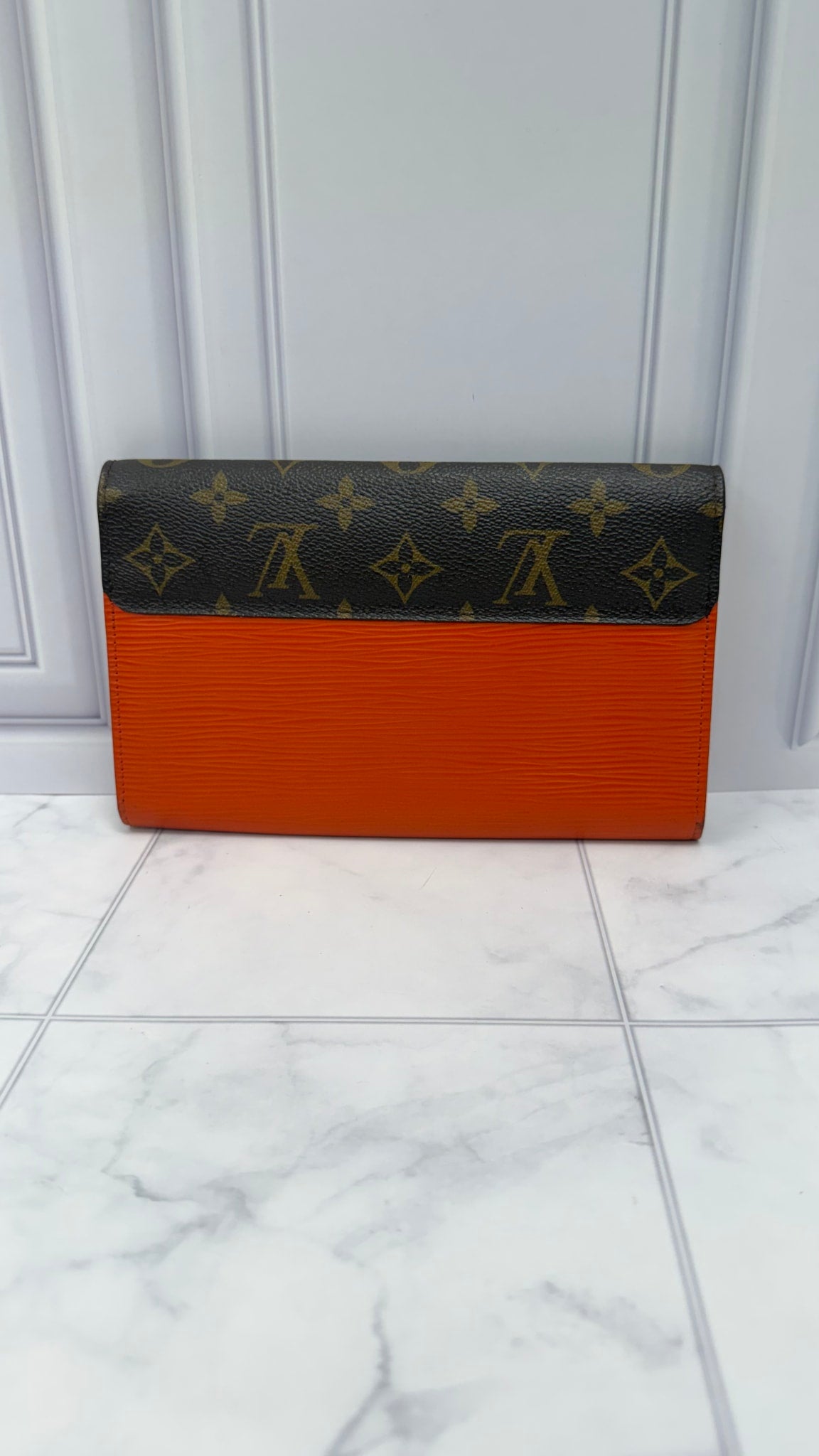 LIKE NEW- Louis Vuitton Monogram & Orange Epi Marie Rose Wallet