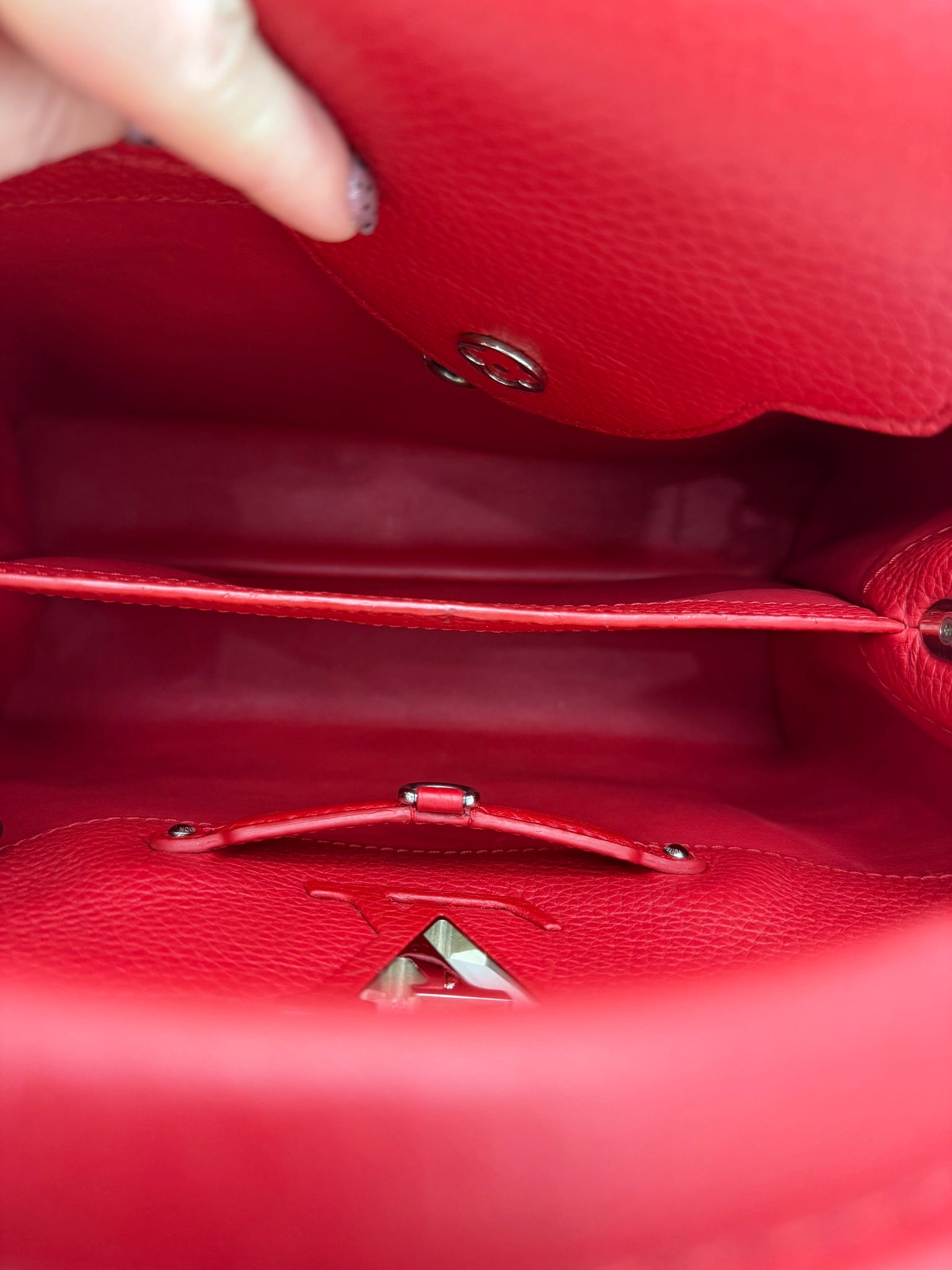 Louis Vuitton Red Taurillon Leather Capucine MM