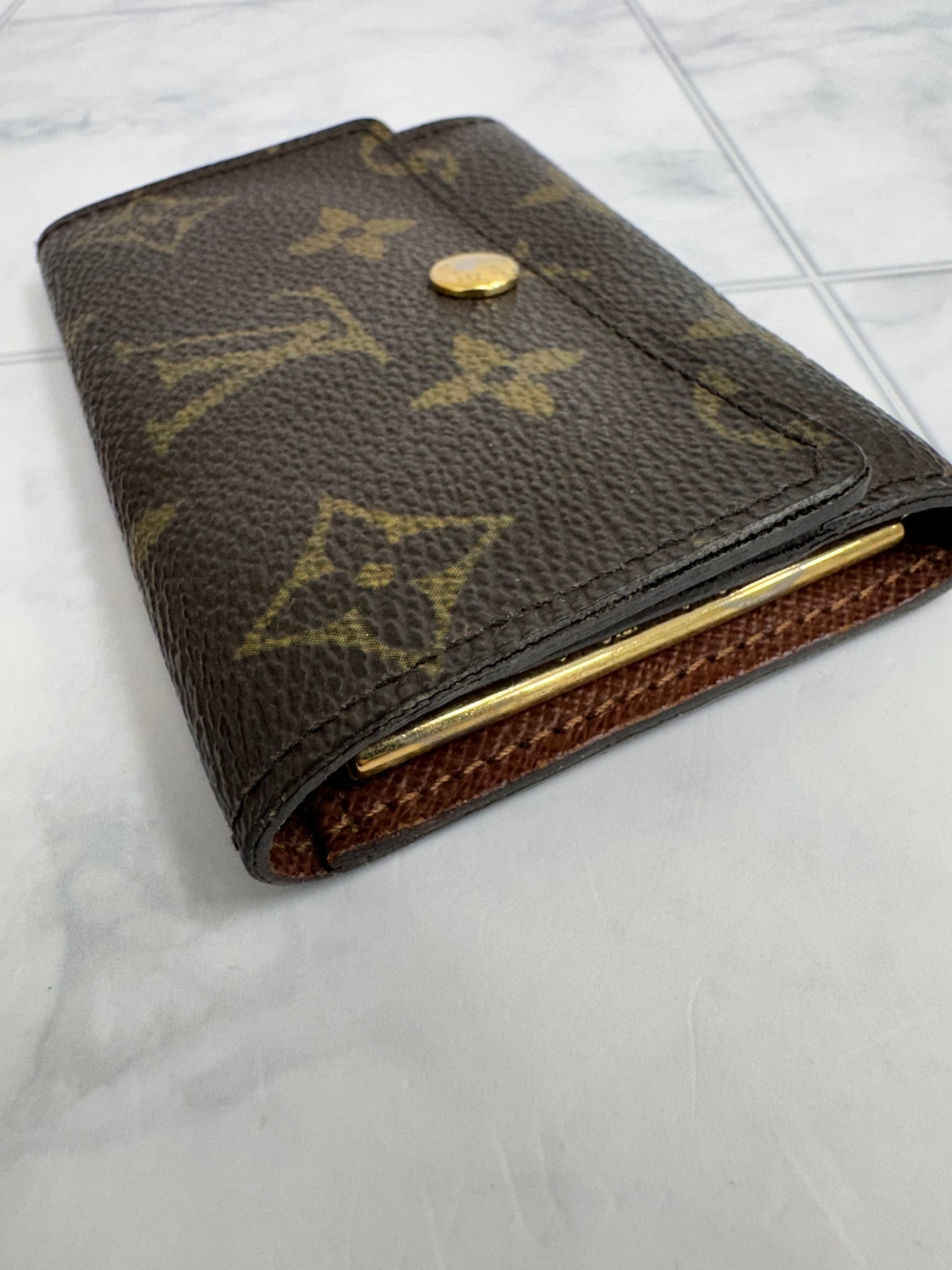 Louis Vuitton Monogram 6 Key Holder