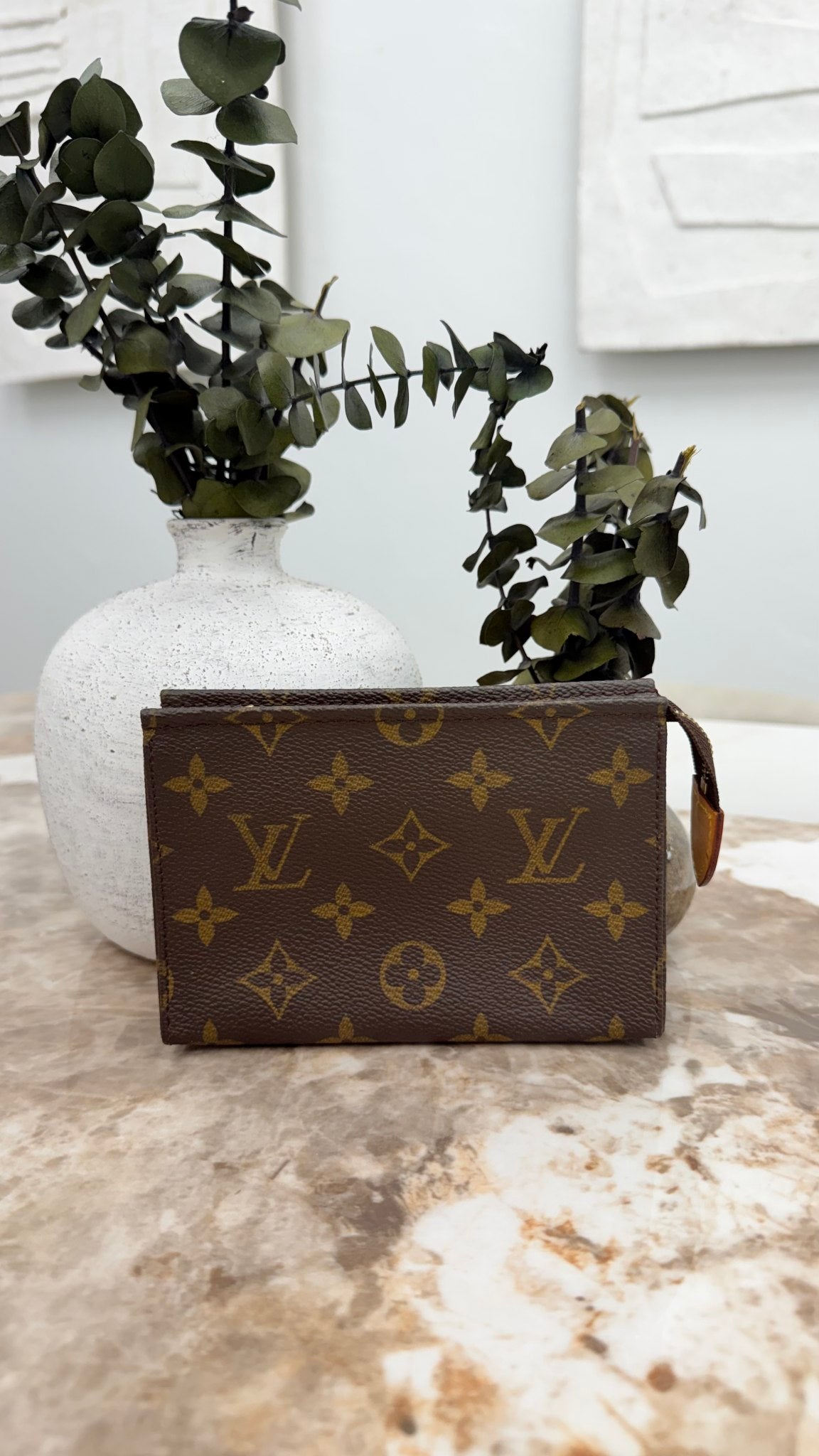Louis Vuitton Monogram Cosmetic Small Pouch 