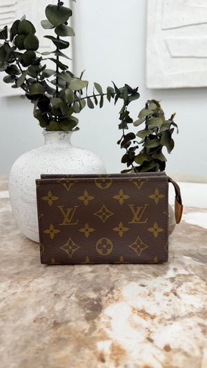 Louis Vuitton Monogram Cosmetic Small Pouch