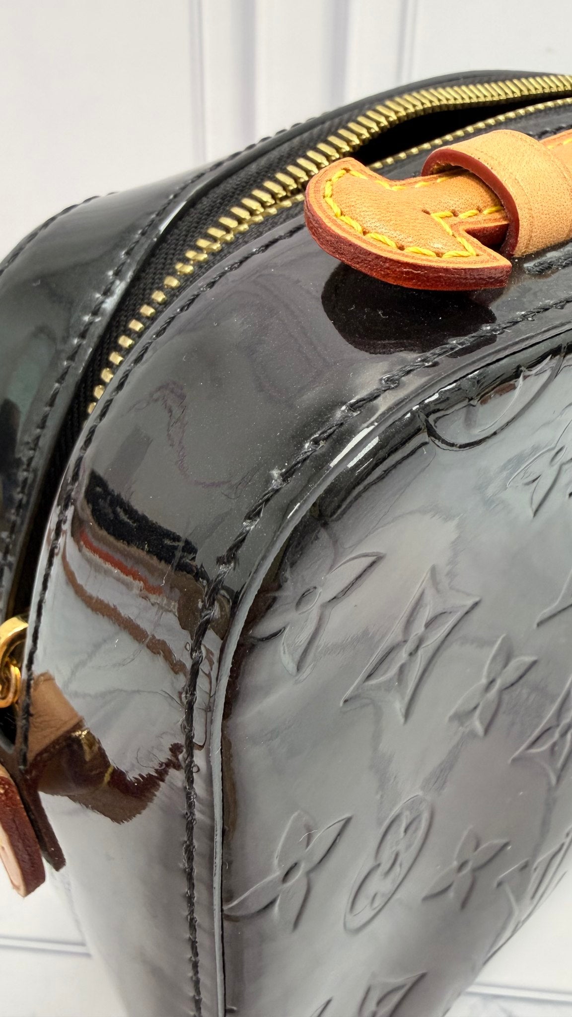 Louis Vuitton Black Vernis Santa Monica Camera Bag