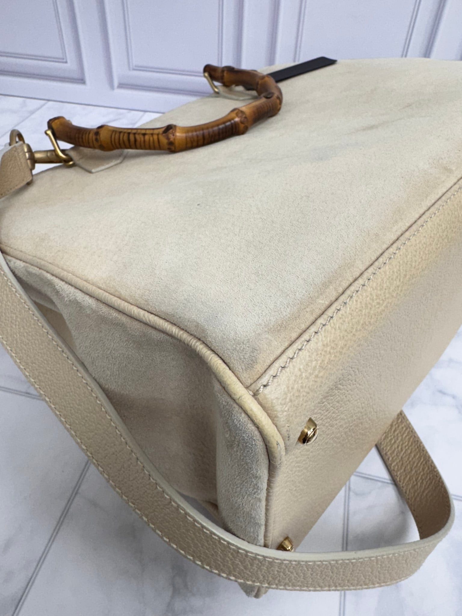 Gucci Beige Suede And Bamboo Top Handle Medium Shopper 2Way Bag