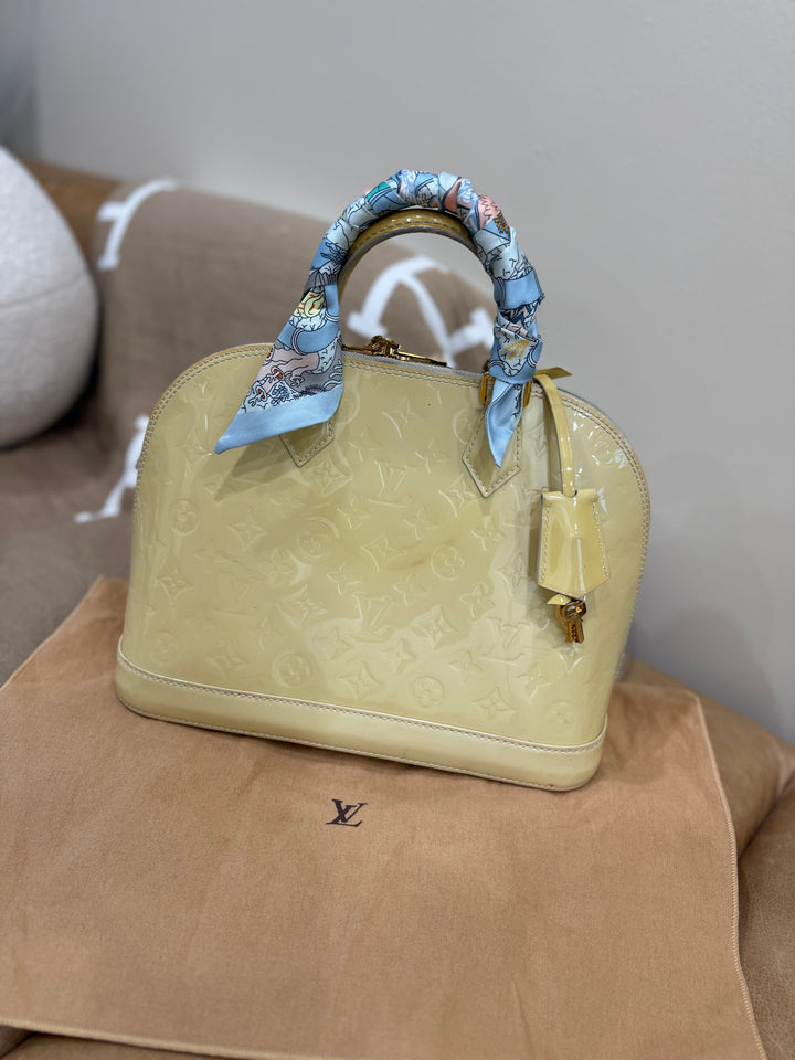 Louis Vuitton Butter Yellow Vernis Alma PM 