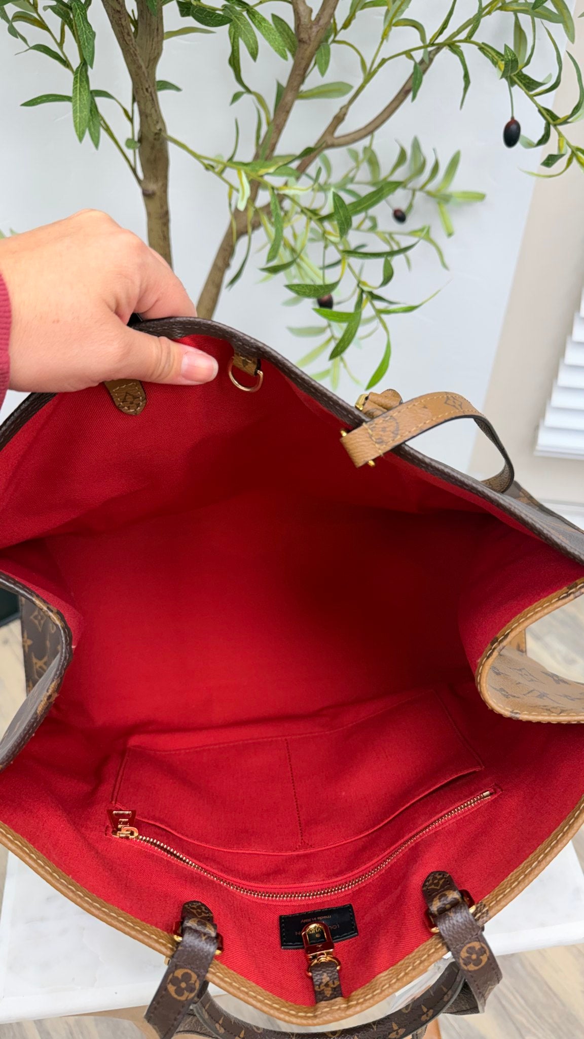 Louis Vuitton Monogram On The Go GM Tote Bag 