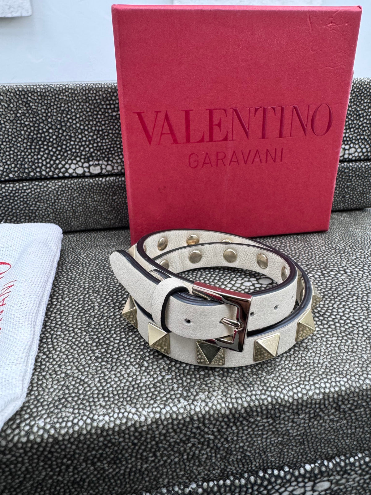LIKE NEW - Valentino Ivory Leather Rockstud Double Wrap Bracelet 
