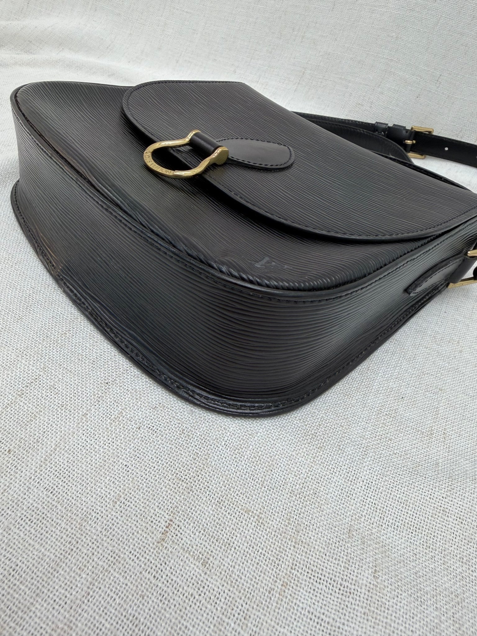 Louis Vuitton Black Epi Saint Cloud GM