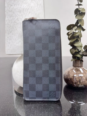 Louis Vuitton Damier Cobalt Zippy Wallet