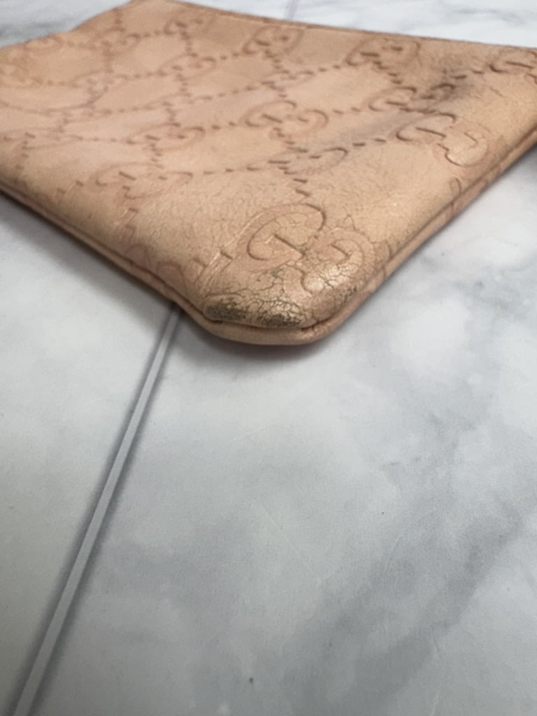 Gucci Pink Guccissima Embossed Leather Zip Pouch