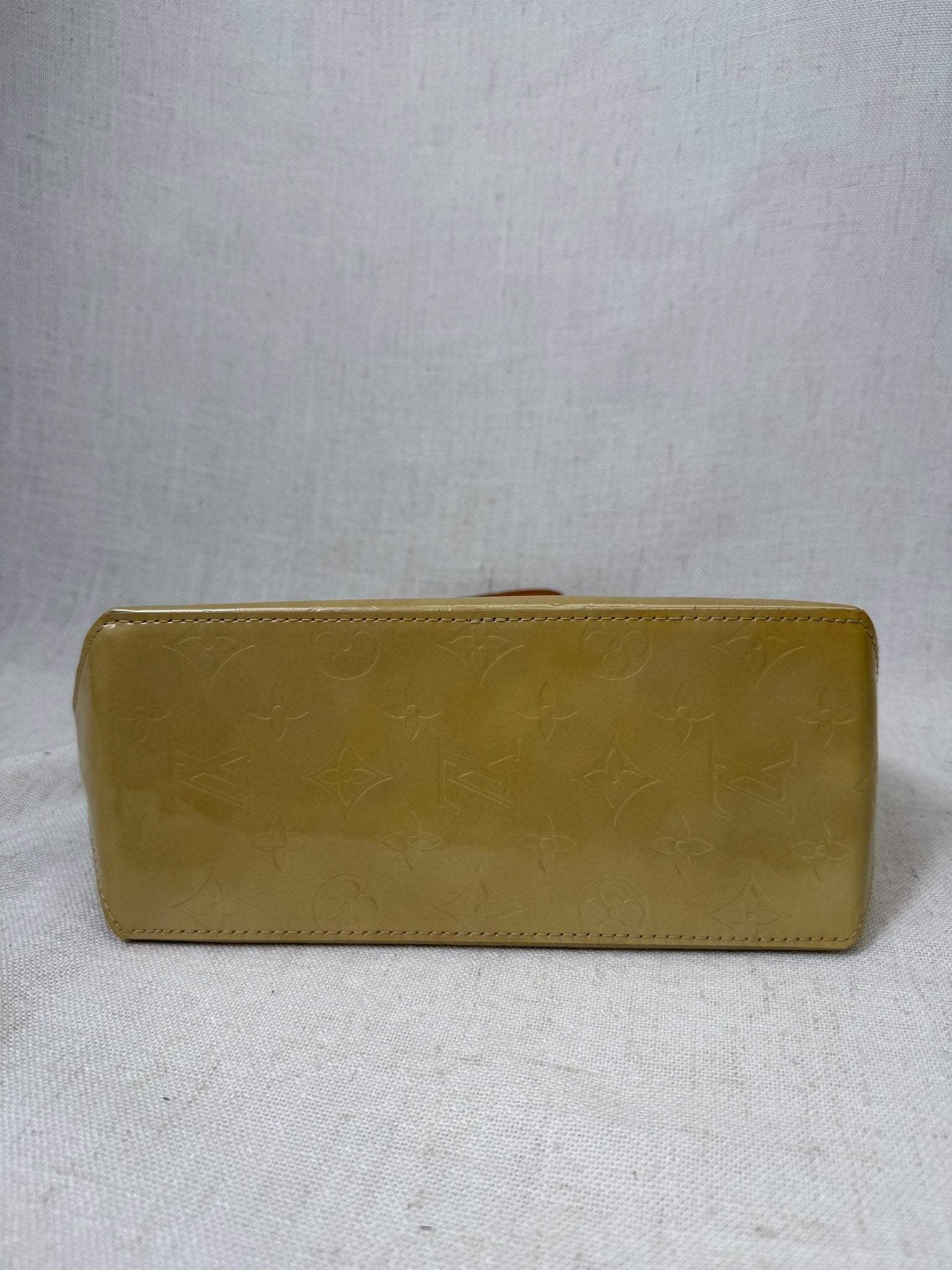 Louis Vuitton Beige Vernis Leather Reade PM Tote Bag