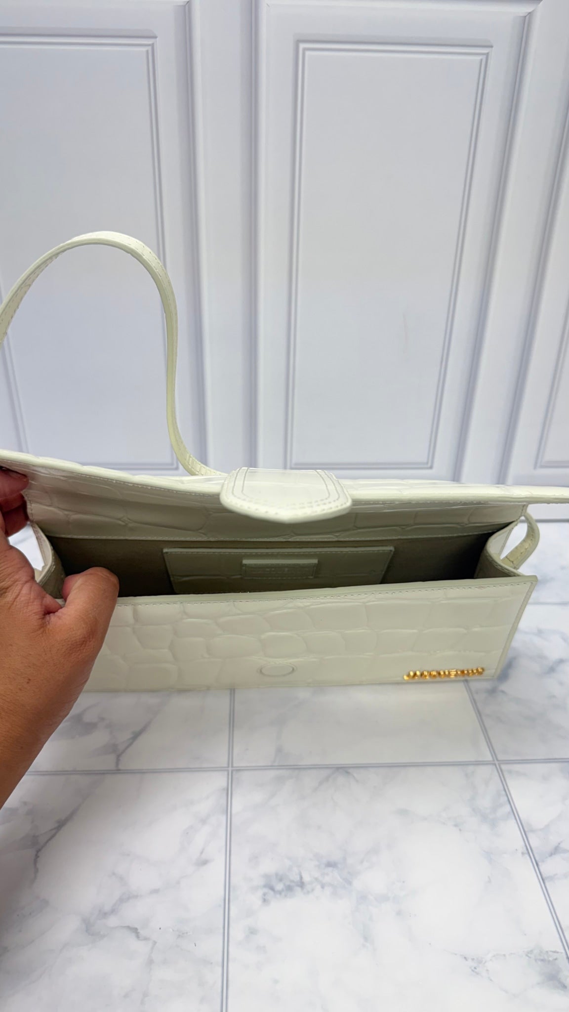 BRAND NEW - Jacquemus White Croc Embossed Leather Le Bambino Long Shoulder Bag
